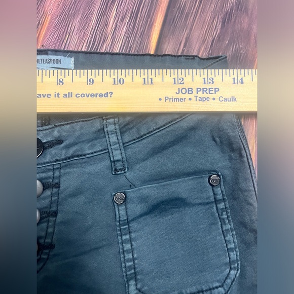 One Teaspoon Size 25 Super Dupers Stretch Black Button Fly Rolled Hem Slim Jeans - Picture 5 of 6